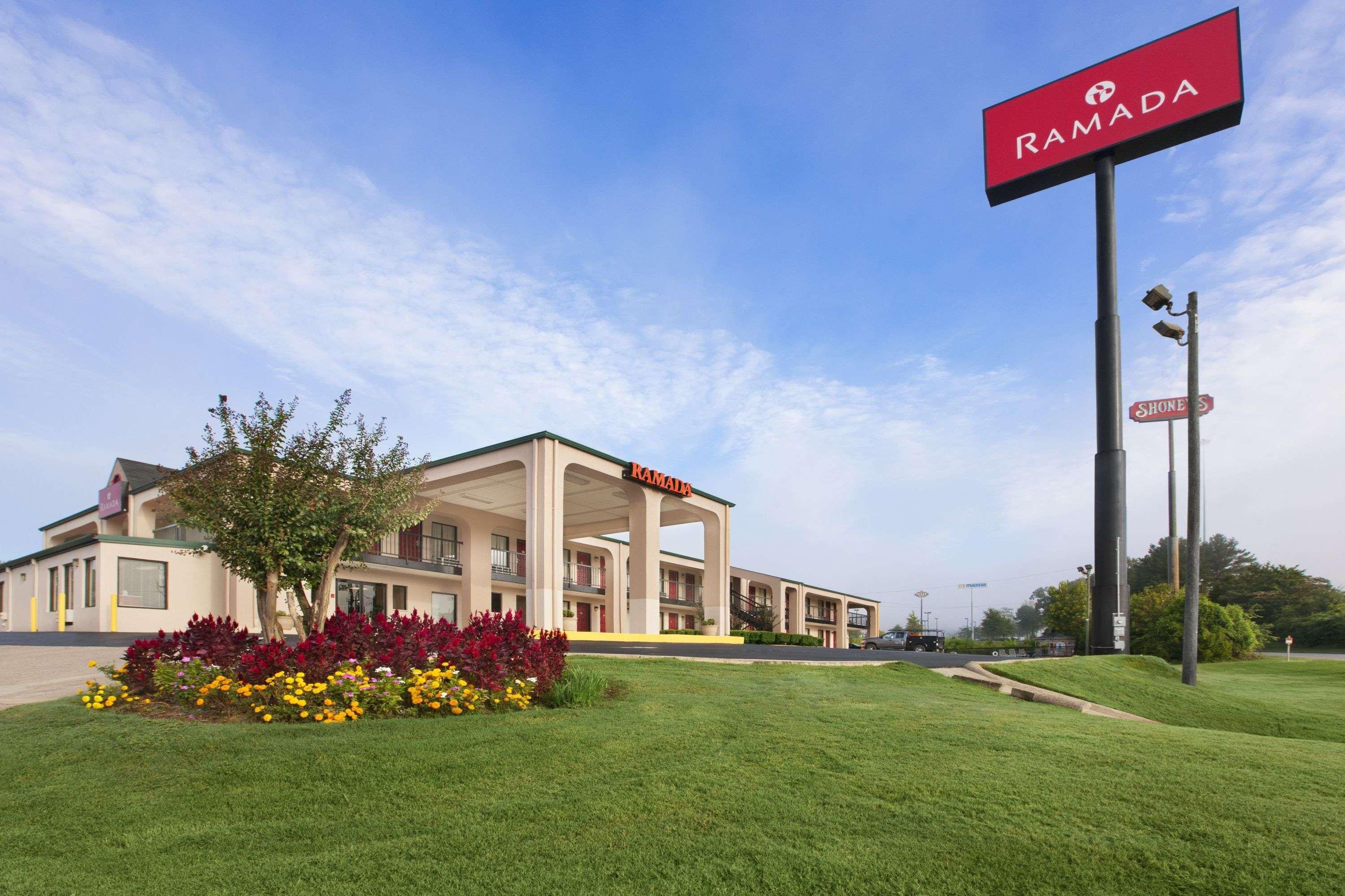 Hotel Ramada By Wyndham Pelham Zewnętrze zdjęcie
